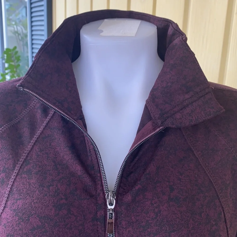 Women’s Textured jacket - Picture 2 of 8